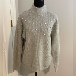 NWT Maurices Light Gray Mockneck with Pearl Accents